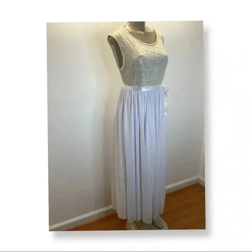 HAANI Size Medium Petite New York White Dress W/Gold Detailing. New With Tags